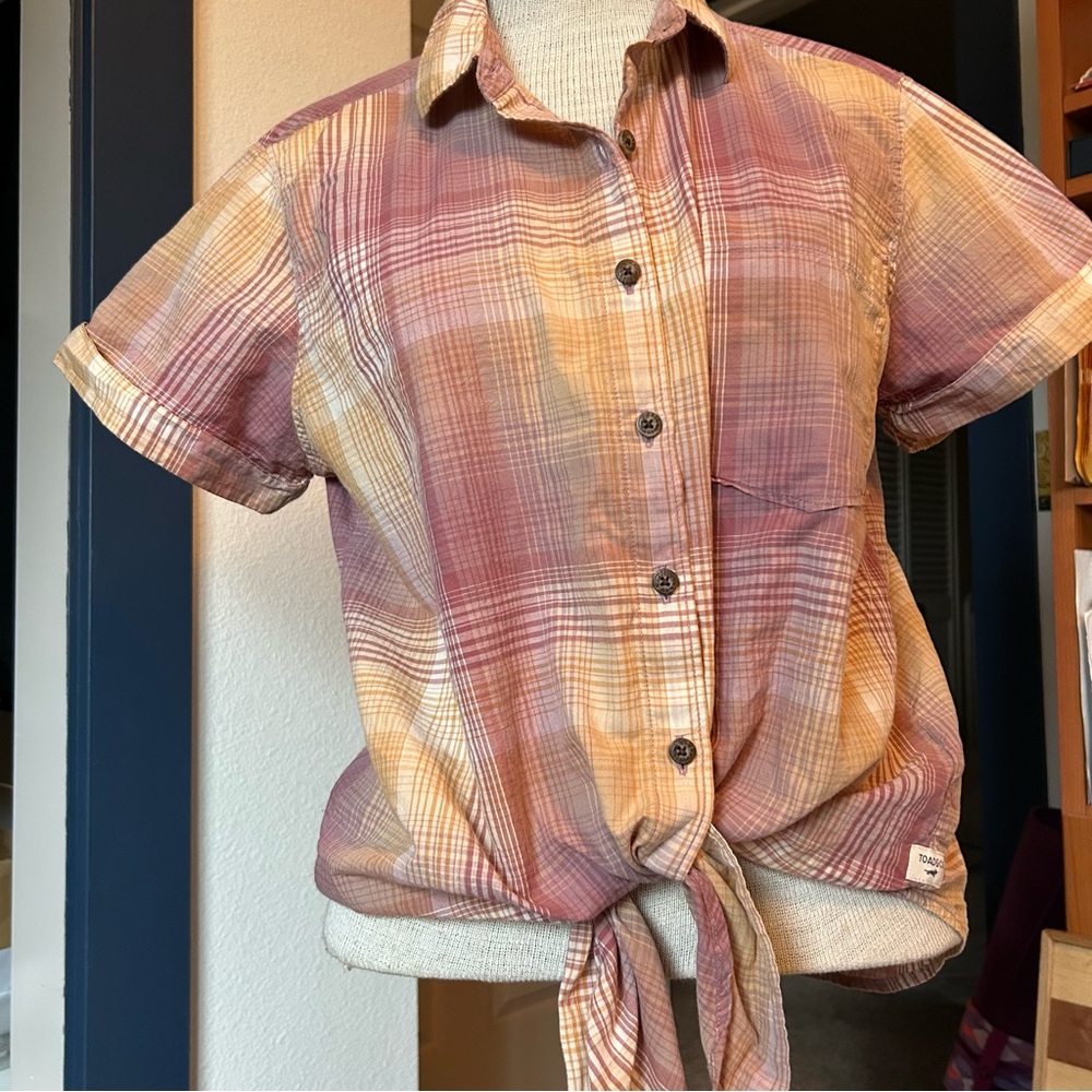 Toad&Co Plaid Short-Sleeve Tie-Front Button Up Cotton Shirt. Muted Colors.  Sz L